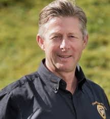 Fran Jurga`s Hoofcare + Lameness: Breeders Cup: Innovative Copper-Shield  Racehorse Shoes Debut Under British Turf Runner Decorated Knight