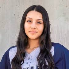 Alexa Corral's Instagram, Twitter & Facebook