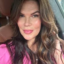 Holly Devine's Instagram, Twitter & Facebook