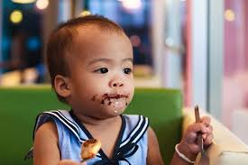 Pastikan anda memberikan air secara perlahan agar bayi tidak tersedak. Beragam Pilihan Makanan Bayi 11 Bulan Alodokter