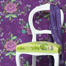 Bu renkleri kullanarak birbirinden uyumlu ve şık kombinler yapabilir, kıyafetlerinizdeki. Uyumlu Renkler Mor Ve Yesil Kirmizi Minder