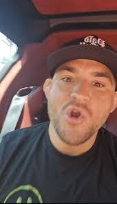 Dustin Peek's Instagram, Twitter & Facebook