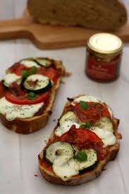 Bruschettas Aux Saveurs Italiennes Amandine Cooking Recettes De Cuisine Bruschetta Recette Recette Italienne