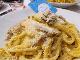 Scopri su cucchiaio d'argento tutte le ricette tipiche della regione lazio: 10 Cose Da Mangiare A Roma E Dove