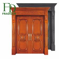 Du côté des couleurs froides, il peut être associé bleu turquoise. 3 Portes Principaux D Appartement En Bois Massif Boussole Couleur Marron Composite Avec Transparente Buy Double Porte Francaise Exterieure Ferme Portes A Double Battant Porte D Entree Double En Acajou Product On Alibaba Com