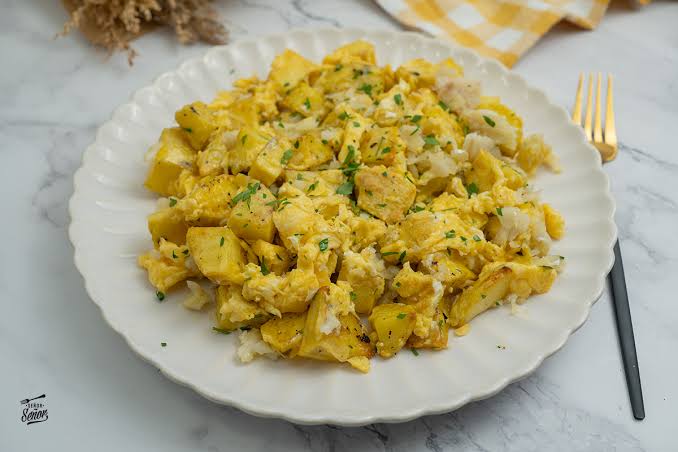Scrambled Eggs with Cod