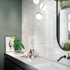 Natursteine können optimales wohlfühlklima in ihrem wohnraum oder sanitärbereich schaffen. Innenraum Fliesen Le Lacche Ghiaccio Ceramica Rondine Wand Feinsteinzeug Rechteckig