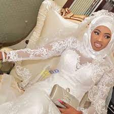 528 Mentions J Aime 1 Commentaires Mariage Senegalais Officiel Mariage Senegalais Sur Instagram Mme F Wedding Dresses Lace Wedding Dresses Dresses