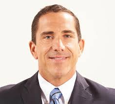 Robert Tucci's Instagram, Twitter & Facebook