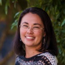 Helen Wakefield (@helenweditor)