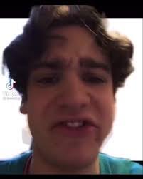 Isaac Head's Instagram, Twitter & Facebook