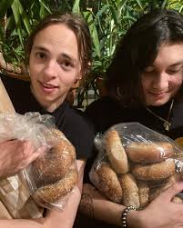 bread acquired 🍞‼️ new shows coming up October 5th and 6th opening for  @guardin and @sawceofficial looking forward to seeing you there <3