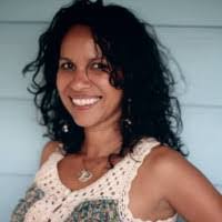 Victoria Mast's Instagram, Twitter & Facebook