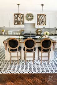 Beautiful Black White Fall Farmhouse Kitchen Modern Farmhouse Kitchens White Farmhouse Kitchens Kitchen Style