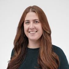 Caitlin Hutton's Instagram, Twitter & Facebook