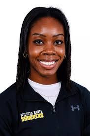 Ezinne Okoro's Instagram, Twitter & Facebook