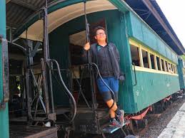 Tentukan sama ada anda mahu membuat bumper kereta dan cermin sisi. Naik Kereta Wisata Di Ambarawa Ariefpokto Com