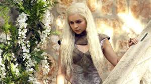 She's simply stunning, and her fans won't give up on the actress just because the hit show has wrapped. Game Of Thrones Schockfoto Emilia Clarke Mit Glatze Nach Folge