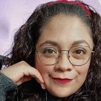 Daisy Salmeron's Instagram, Twitter & Facebook