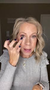 #thisis53 #undereye #concealerhack #creammakeup #settingspray #beautytips  #over50women #matureskinmakeup