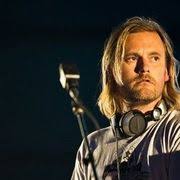 The guitars, strings, amps & pedals of the world's best artists