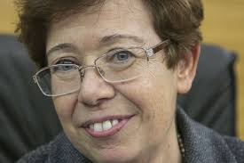 Francesca Di Giovanni, prima donna nominata sotto-segretario di Stato  vaticano