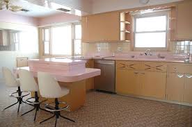 Man Posts Pictures Of A Kitchen Which Hasn T Been Used Since 1956 9 Photos Kitchen Sale Vintage Kitchen Retro Kitchen