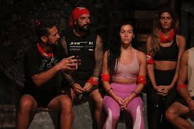 Survivor returns to cbs wednesdays at 8pm this fall. Survivor Aytoi Einai Oi Dyo Ypopshfioi Pros Apoxwrhsh Poion Pshfise O Giwrgos Kopsidas Znews