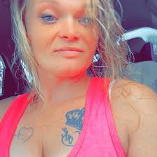 Can anyone recommend a dog trainer who's basset hound puppy whisperer  material? He doesn't have any bad habits yet, but he is my first puppy and  I hear they're stubborn.