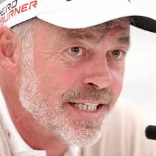 Watch as Darren Clarke hits 'embarrassing' flop shot in Dubai
