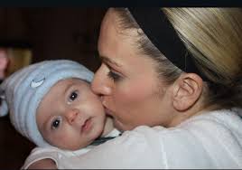 Danielle LaRosa- Mom Life