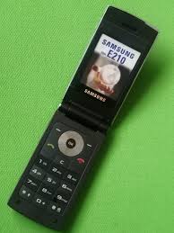 SAMSUNG E210 - ZCELA NOVÁ MAKETA ...