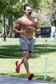Britney Spears' hunky boyfriend Sam Asghari goes on shirtless jog but is  sure to sport mask – The US Sun | The US Sun