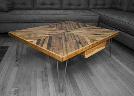 In diesem videoseht ihr, wie ich meinen couchtisch gebaut habe. Wohnzimmertisch Aus Holz Selber Bauen Tolle Diy Ideen Zum Nachmachen