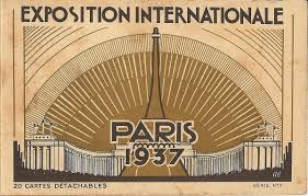 La singularité de son agencement ne peut toutefois s'apprécier à la seule contemplation de sa façade extérieure. Weltfachausstellung Paris 1937 Wikipedia