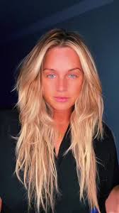 Blonde Fayetteville Arkansas Hairstylist