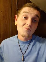 Looking for a couple to run a Fayetteville gas station