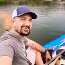 Daniel Herndon's Instagram, Twitter & Facebook