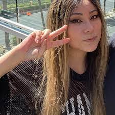 Ayami Haruno's Instagram, Twitter & Facebook