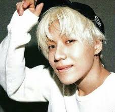 Submitted 12 days ago by kazmania96. Pin En Lee Taemin