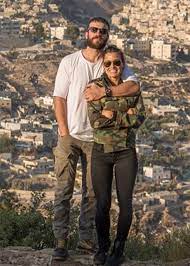Sam Hunt Married Weds Hannah Lee Fowler In Intimate Ceremony Congrats Hannah Lee Sam Hunt Sam Hunt Shirtless