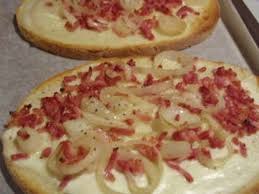 Bruschetta Facon Flammenkueche Recette Ptitchef Recette Bruschetta Recette Recette Recettes De Cuisine