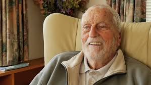 Ken Bliss's Instagram, Twitter & Facebook