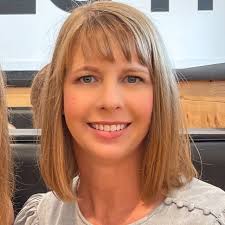 Emily Gish's Instagram, Twitter & Facebook