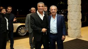 Alakasız bir dosyadan peker hakkında zorla ifade alındı. Sedat Peker Elini Kolunu Sallayarak Dolasiyor Kim Koruyor A3 Haber