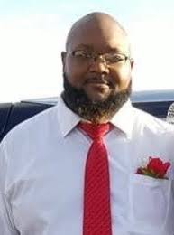 Denise Hines's Instagram, Twitter & Facebook