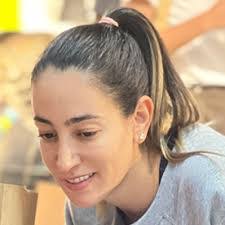 Natalia Canas's Instagram, Twitter & Facebook