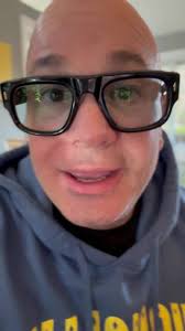 This Sunday 'Live From The Shed' returns with Rich Vos in with Bobby! Go to  Patreon.com/RobertKelly so you don't miss out!