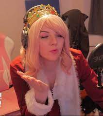 With technoblade being more wholesome to us than usual, it is time to give 100% of our all to creating fan art. Can We All Appreciate How Good F1nnst3r S Technbabe Cosplay Was Technoblade