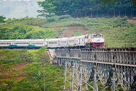 Mempercepat gerakan tari … yang dilakukand. Ini Arti Dan Makna Penting 3 Suara Sebelum Kereta Api Diberangkatkan